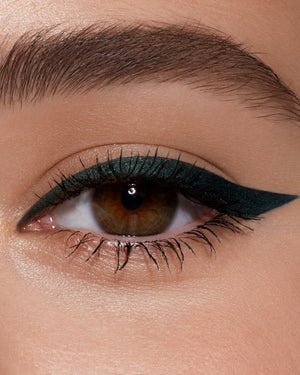 Sexy Smoky Eye Pencil EMERALD - Romanovamakeup